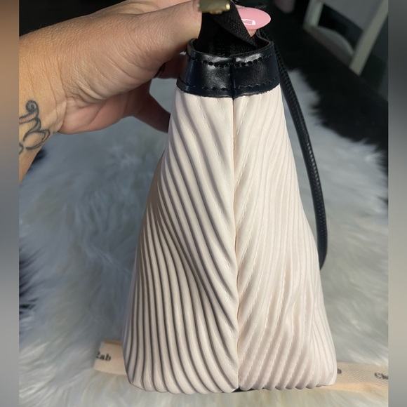 NEW Trendy Large Cream & Black Love Design Shoulder Tote Bag Purse - Picture 6 of 10